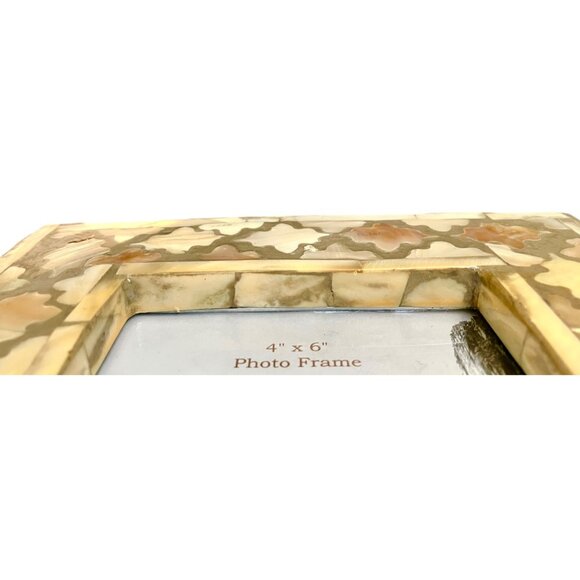 Mother of Pearl Handmade Mosaic Laquer 4x6 Rectangular Frame- Made in Vietnam - Picture 8 of 15